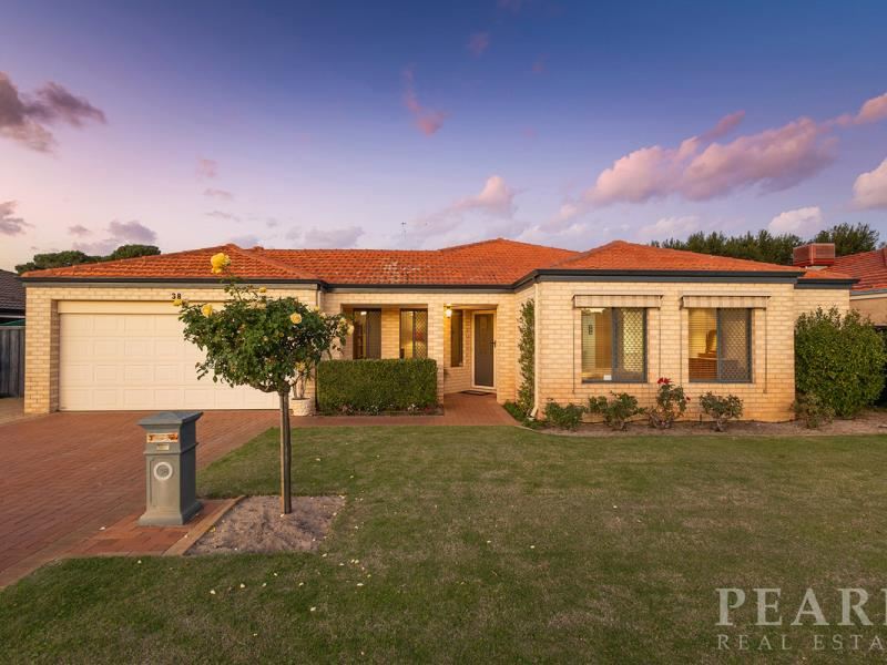 38 San Lorenzo Boulevard, Ellenbrook