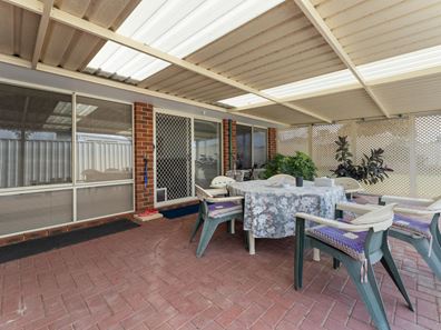 3 Woodlark Close, Waikiki WA 6169