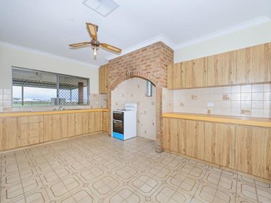 40 Benara Road, Caversham WA 6055