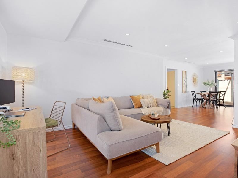 2/108 Labouchere Road, South Perth