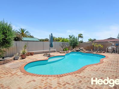 4 Cowrie Court, Waikiki WA 6169