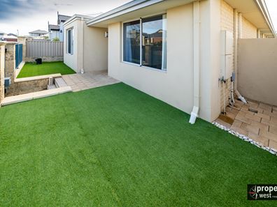 21 Spindrift Street, Jindalee WA 6036