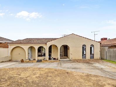 47 Grebe Street, Stirling WA 6021