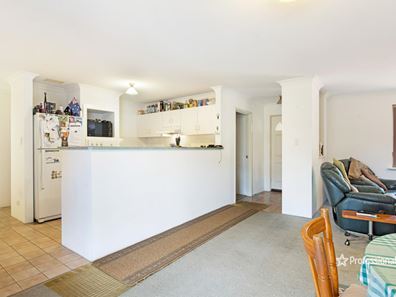 5/22 Champion Bay Rise, Bluff Point WA 6530