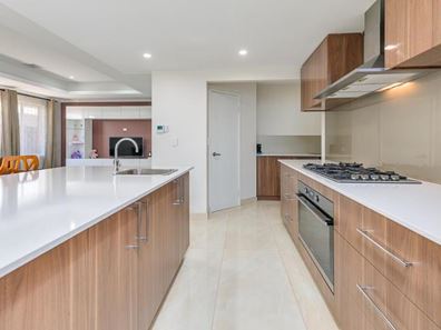 12 Violacea Road, Baldivis WA 6171