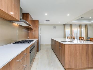 12 Violacea Road, Baldivis WA 6171