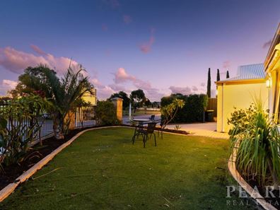 18 Westgrove Drive, Ellenbrook WA 6069