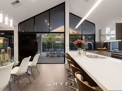 4 Stay Court, Ocean Reef WA 6027