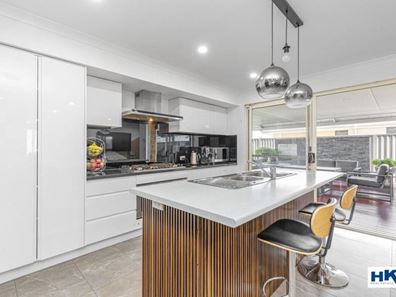 61 Pineroo Tce, Ellenbrook WA 6069