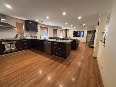3 Country Road, Pinjarra WA 6208