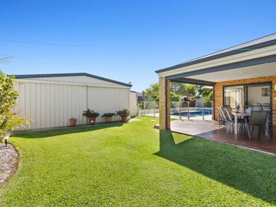 16 Bayeux Avenue, Port Kennedy WA 6172