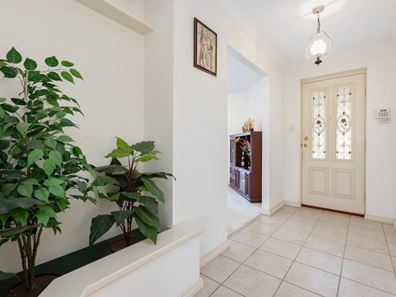 26 Covent Gardens, Stirling WA 6021