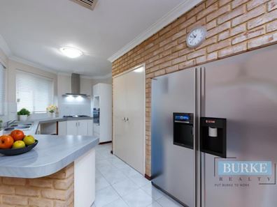 1 Channar Rise, Duncraig WA 6023