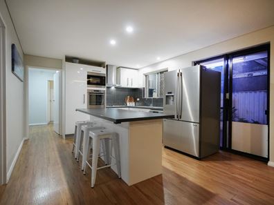 25 Warruga Way, Wanneroo WA 6065