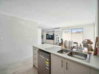 3/164 Williamson Avenue, Cloverdale WA 6105