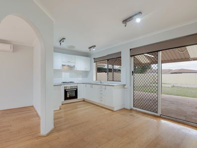 198 BEREHAVEN AVENUE, Thornlie WA 6108