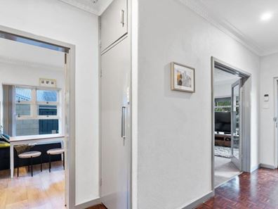 9 Hillcrest Road, Kewdale WA 6105