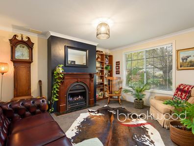 4 Bourke View, Jane Brook WA 6056