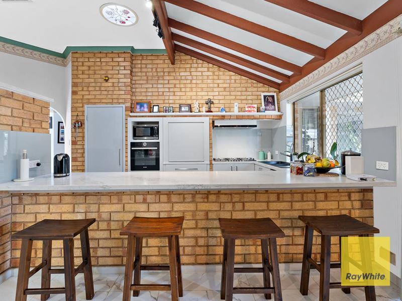 10 Dampier Court, Thornlie