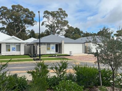 29 Candle Loop, Kwinana Town Centre WA 6167