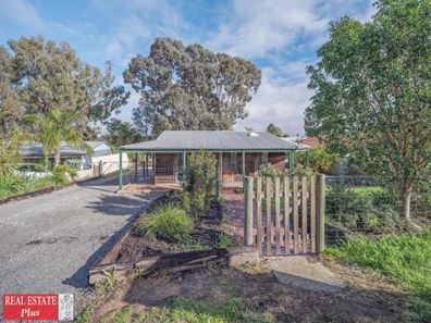 20 Harcourt Place, Bellevue WA 6056
