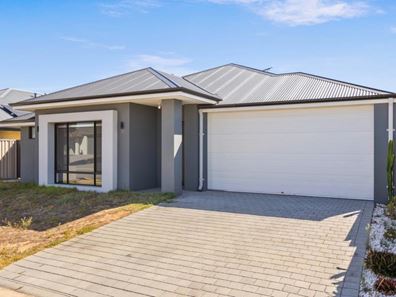 44 Lavinia Crescent, Secret Harbour WA 6173