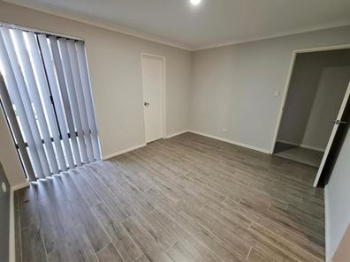 McGibbon St, Piara Waters WA 6112