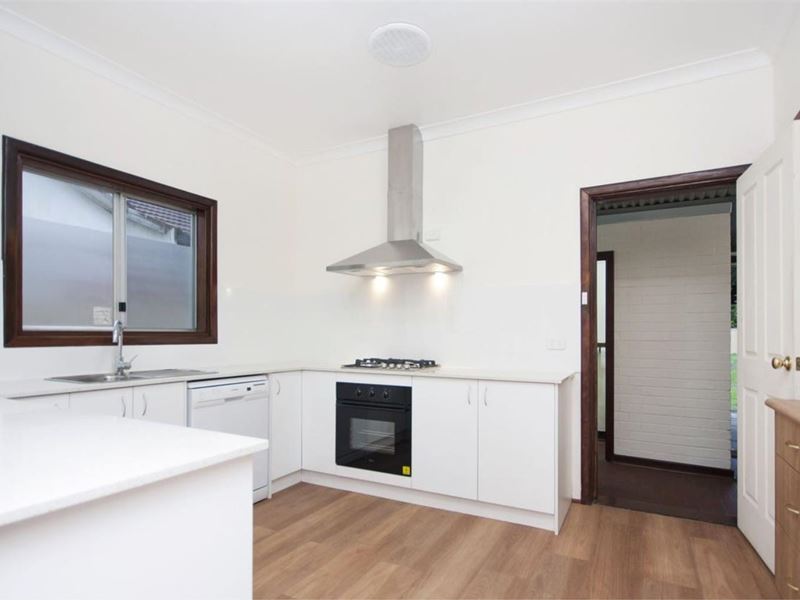 33 Williamson Avenue, Belmont WA 6104