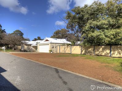 333B Lesmurdie Road, Lesmurdie WA 6076