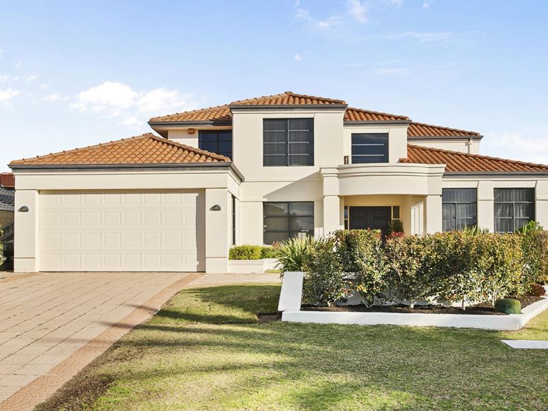 17 Freshwater Plaza, Hillarys WA 6025