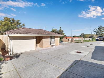 9/104 Waddington Crescent, Koondoola WA 6064