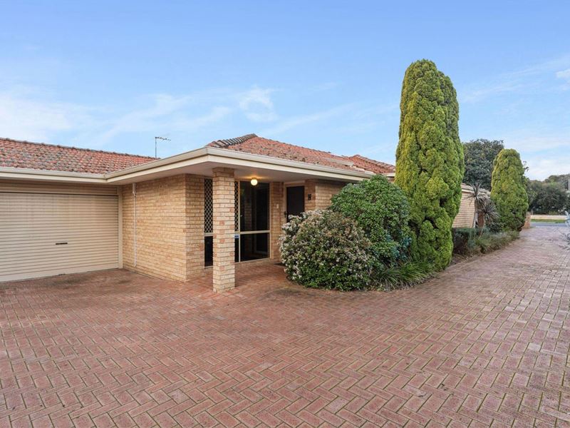 2/127 Robert Street, Como