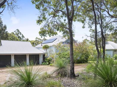 36 Junee Place, Yallingup Siding WA 6282