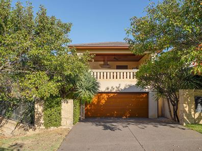 32 Hutchinson Avenue, Mosman Park WA 6012