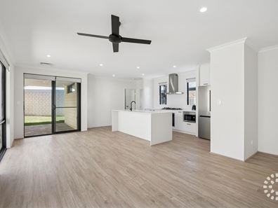 4C Eliza Court, Hamilton Hill WA 6163