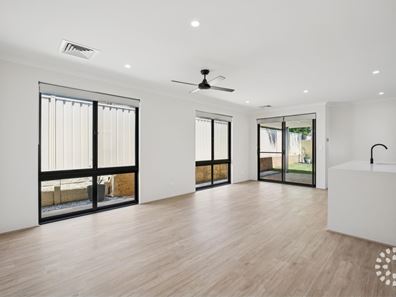 4C Eliza Court, Hamilton Hill WA 6163