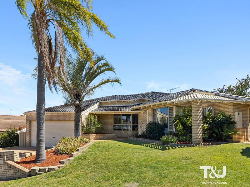 14 Stoneykirk Loop, Kingsley WA 6026