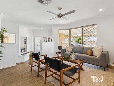 14 Stoneykirk Loop, Kingsley WA 6026