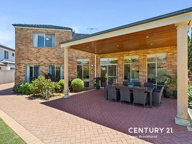 6 Arrowgrass Road, Canning Vale WA 6155