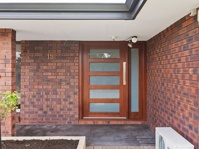 15 Florey Place, Huntingdale WA 6110