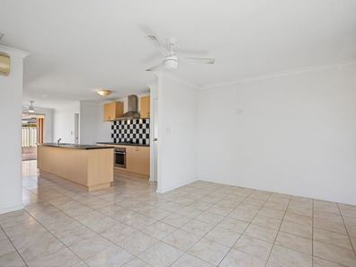 9/51 Laguardia Loop, Port Kennedy WA 6172