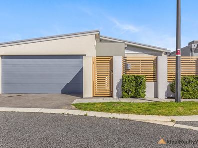 40 Plunkett Turn, Canning Vale WA 6155