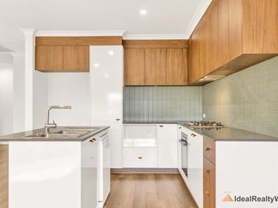 40 Plunkett Turn, Canning Vale WA 6155