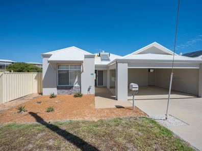 9/11 Fletcher Street, Port Denison WA 6525