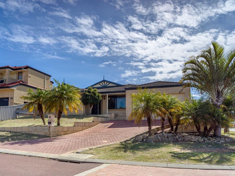 2 Capstone Rise, Coogee WA 6166