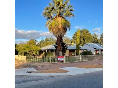 182 Avon Terrace, York WA 6302