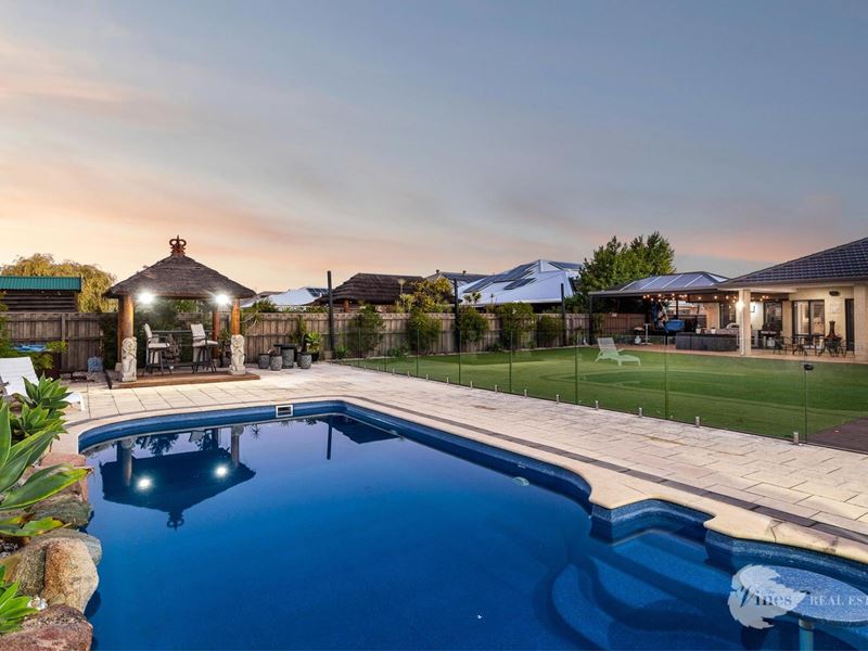 30 Farnborough Parkway, The Vines