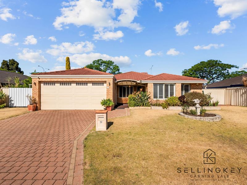 19 Leschenaultia Drive, Canning Vale