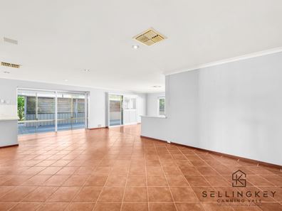 19 Leschenaultia Drive, Canning Vale WA 6155