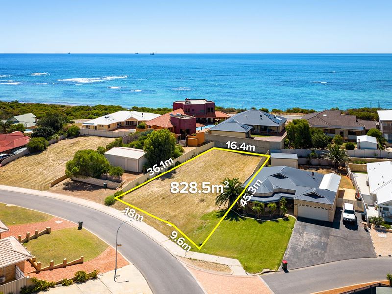 18 Smugglers Pass, Drummond Cove WA 6532